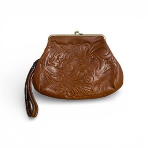 Patricia Nash Savena Tooled Leather Framed Kiss-Lock Wristlet in Florence‎